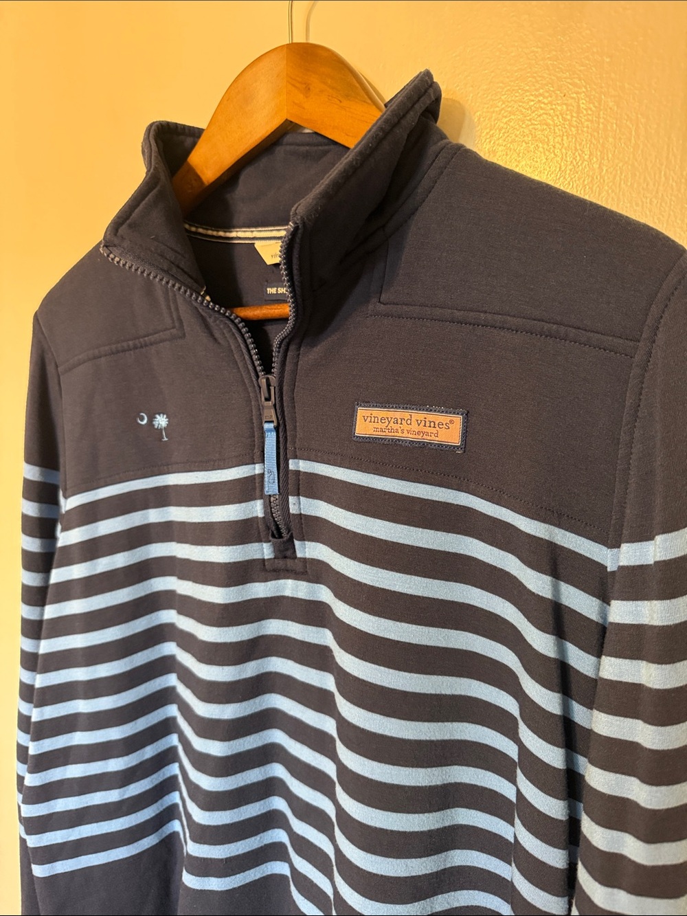 Vineyard Vines Women’s The Shep Shirt Navy Blue Stripes 1/4 Zip L - Picture 4 of 11